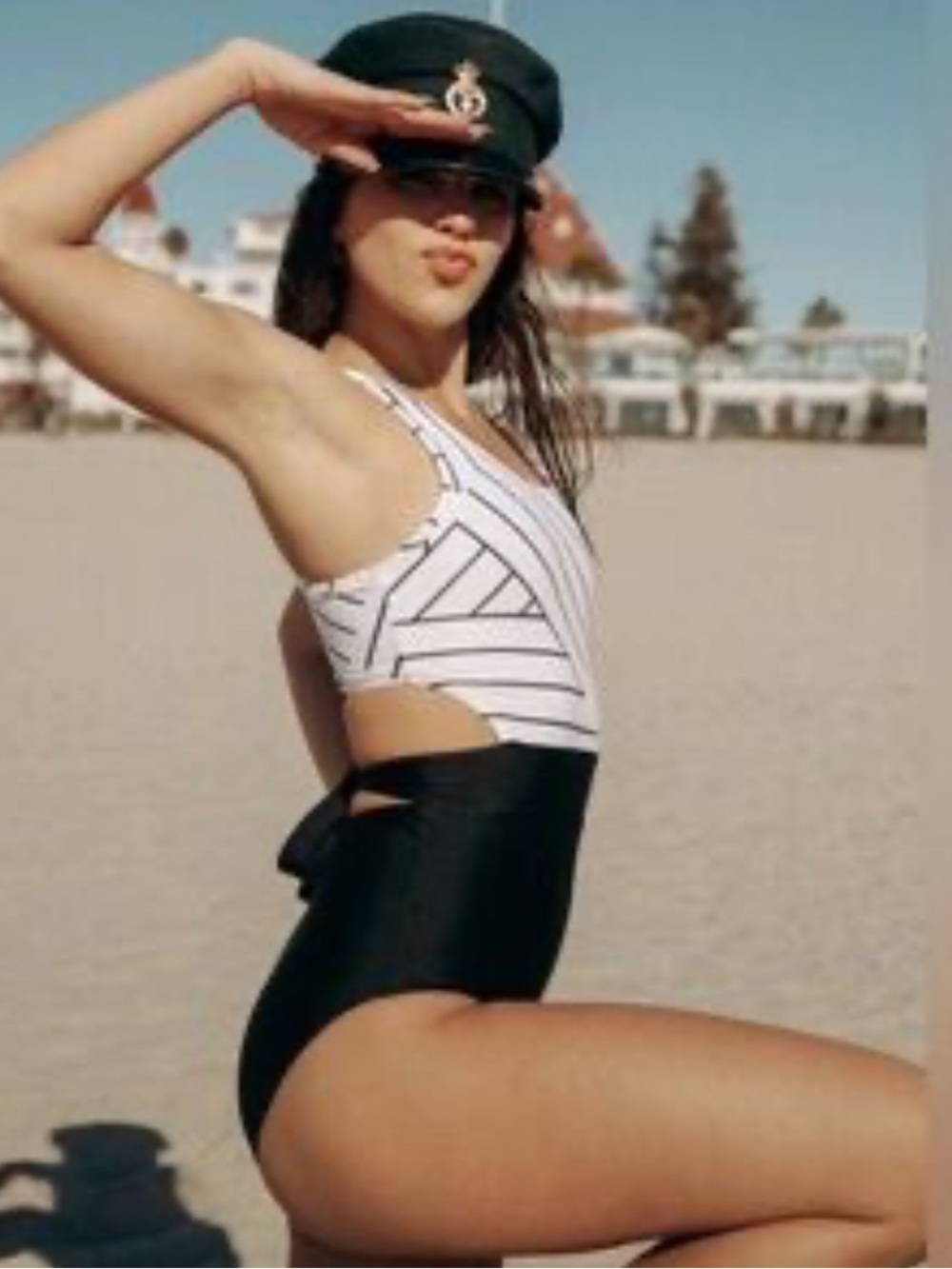 Albion Fit Bon Voyage One Piece Striped Black & White Swimsuit Size Large